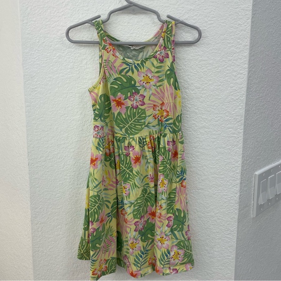 Girls dress bundle - Picture 2 of 6